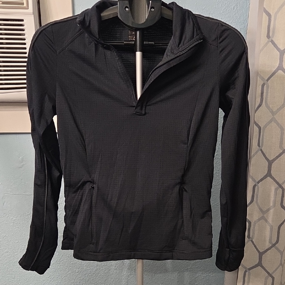Mondetta Black Performance Luxury Top Dry Fit